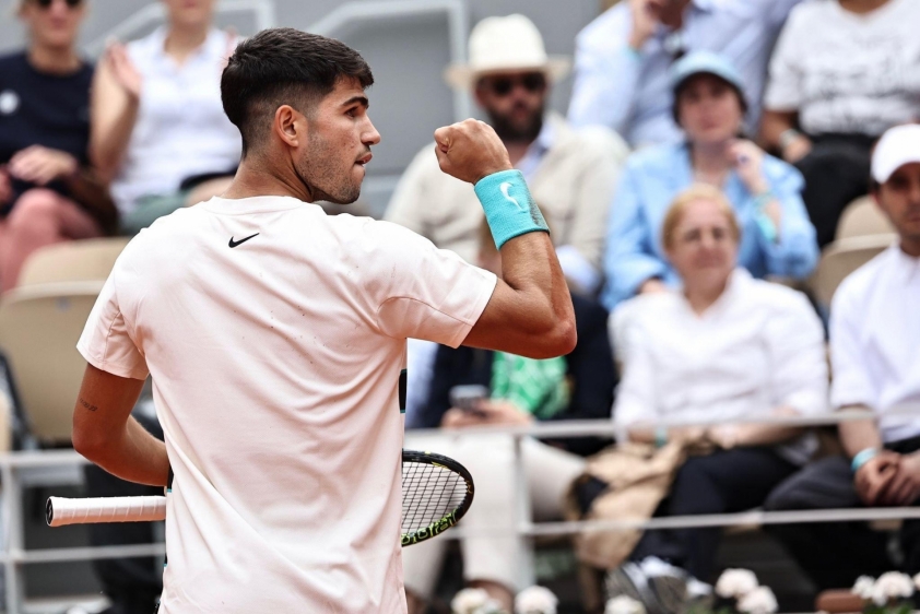 Tay vợt đương kim vô địch Roland Garros